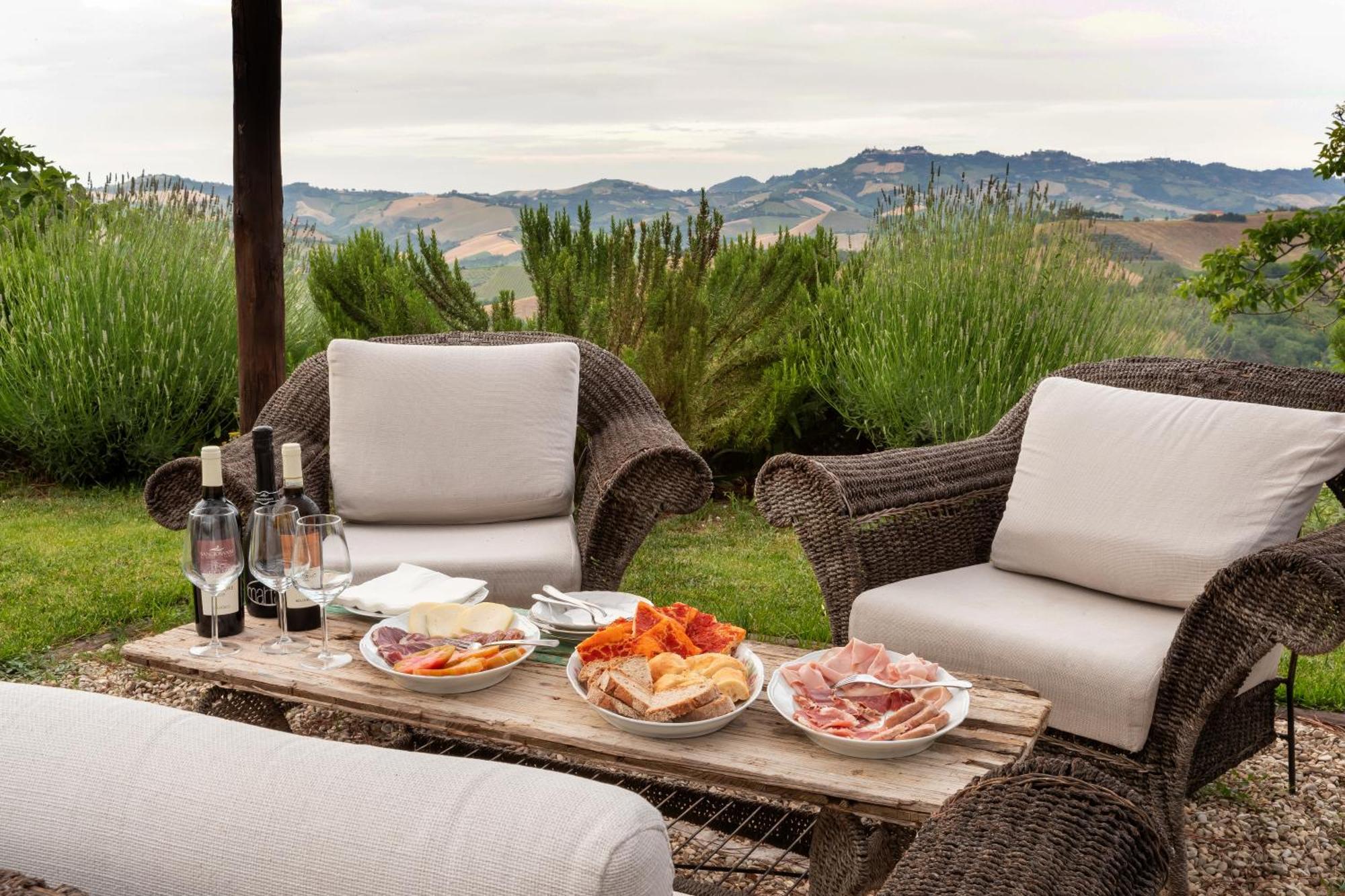 Locanda Tane San Giovanni  Luaran gambar